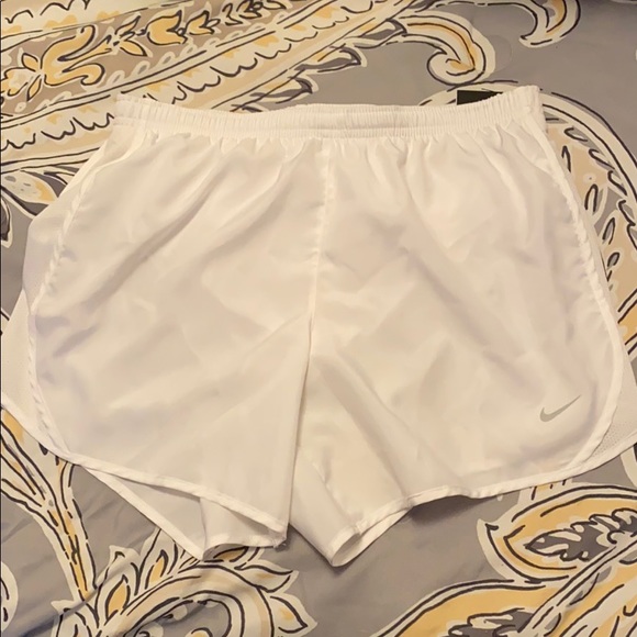 girls white nike shorts